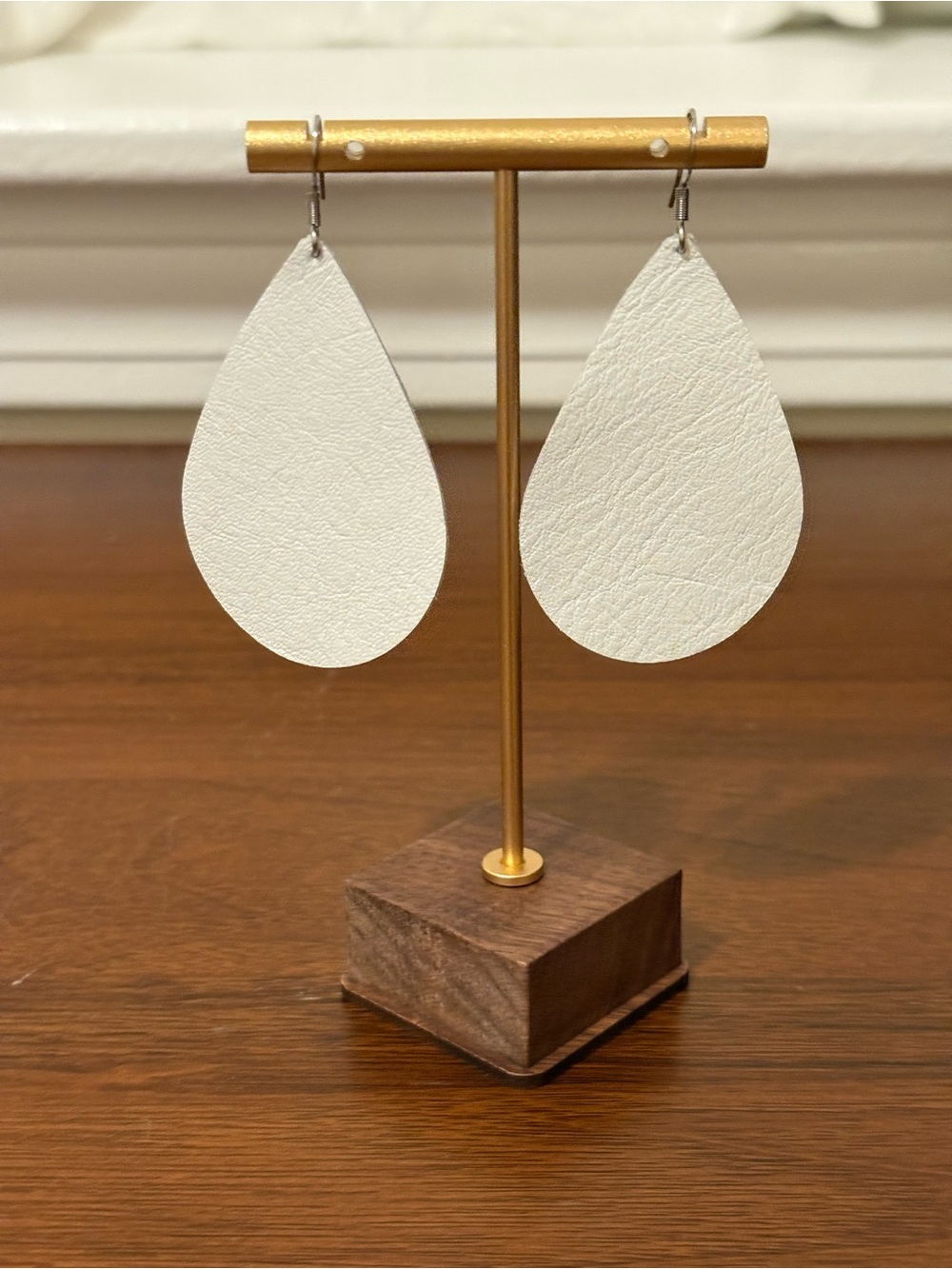 White Teardrop Leather Earrings - Minimalist Home Accents